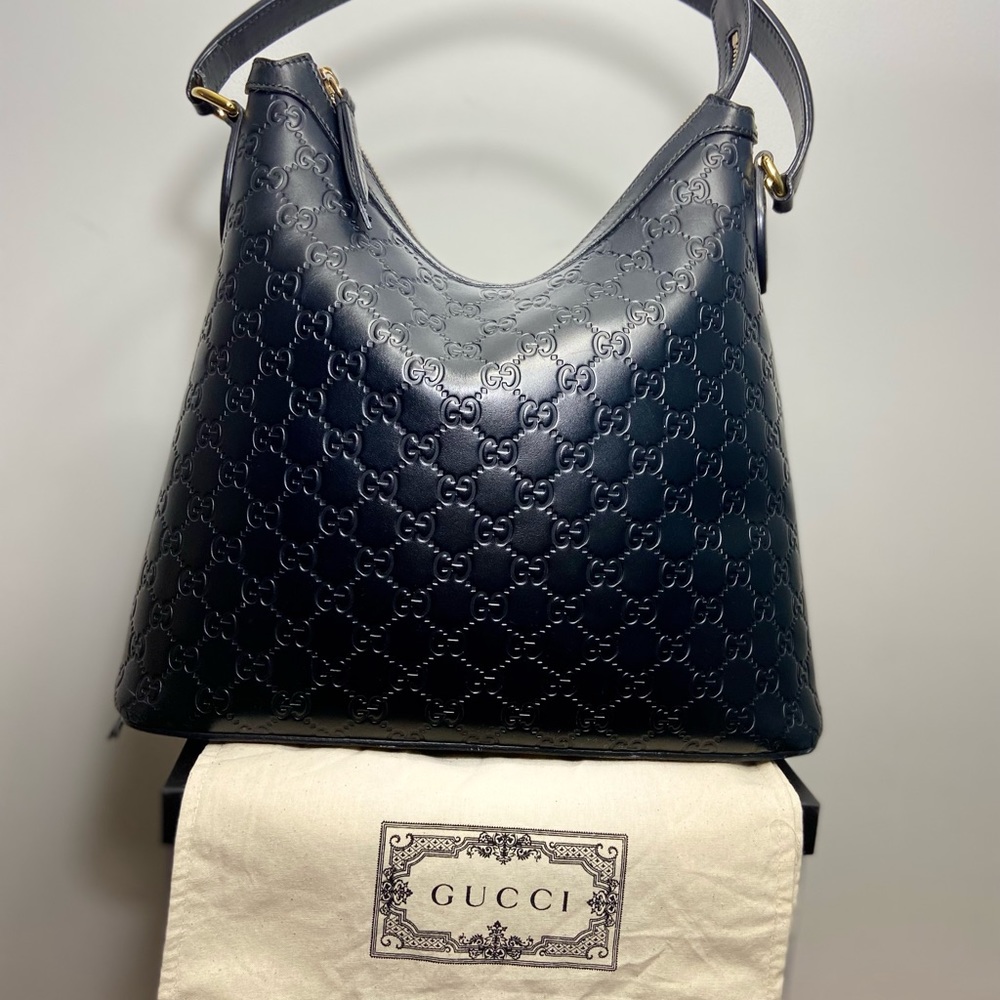 Authentic Gucci Stripes 2Way Bag Razor Black